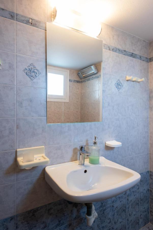 Вилла «Marmara» House Cherronisos  Экстерьер фото